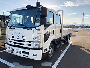 中型自動車